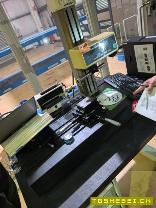 东京精密轮廓仪,日本工厂使用,便宜处理。