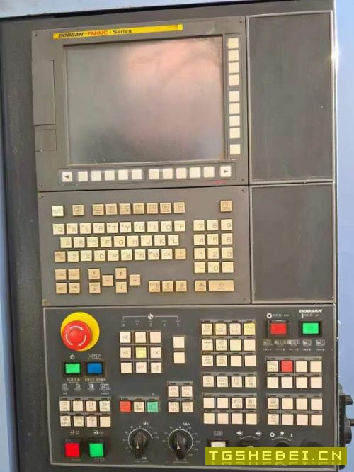 同款三台韩国斗山Mynx5450加工中心,三轴硬轨,配BT50.