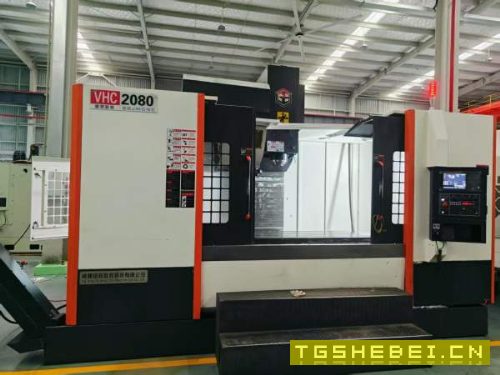 新到一台2022年南通固邦VHC2080加工中心,三轴硬轨,.