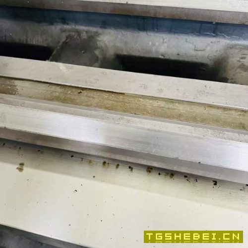 台湾原装永铨数控车床LD48x3000平轨数控车床,8工位伺.