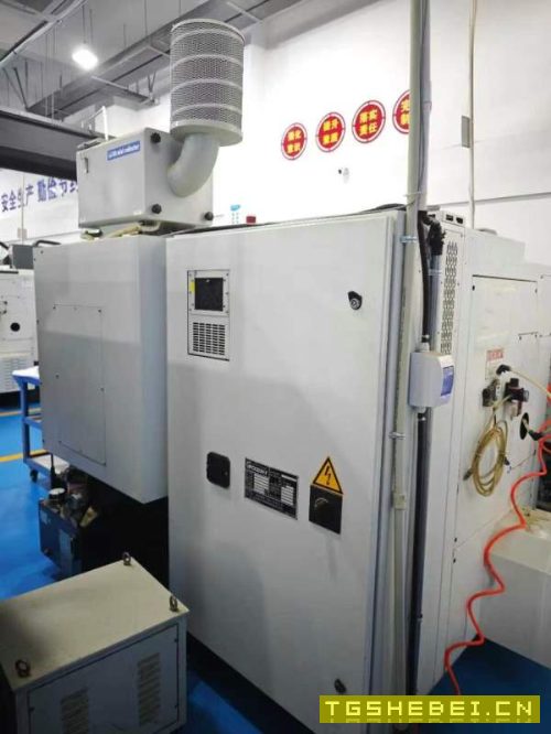台湾原装程泰GLS200数控车,发那科系统,8寸中空卡盘.