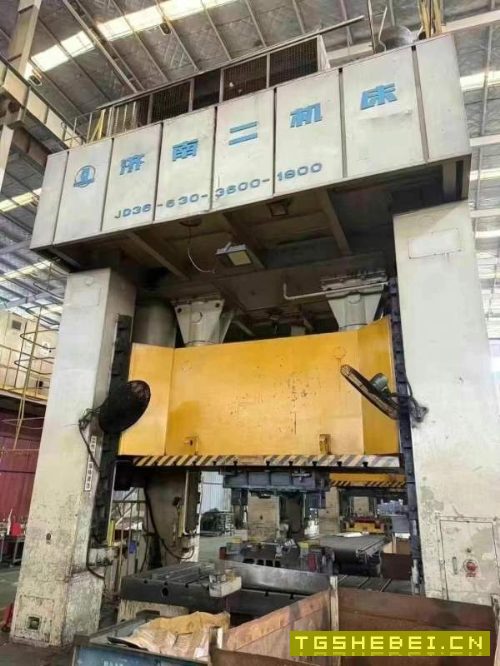 济南二机JD36-630闭式双点压力机行程600mm,装模高度1.