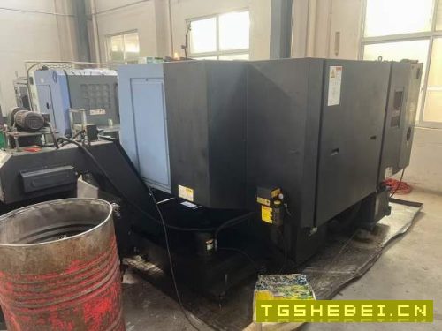 斗山LYNX235斜轨车,8寸液压卡盘,12工位刀塔,液压尾.