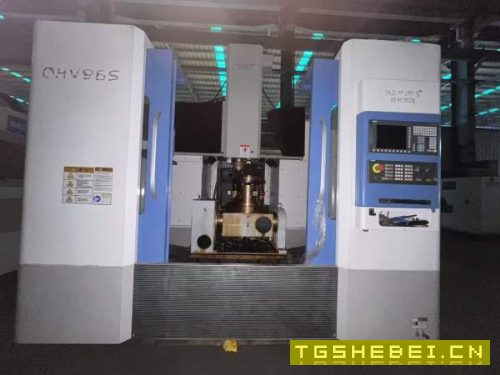 恒威DHV965龙门式5轴加工中心系统:Siemens