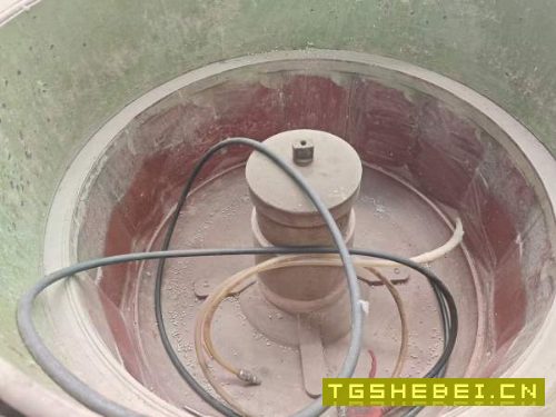 出售涡流式光饰机两台，试机未用，洛阳仓库。