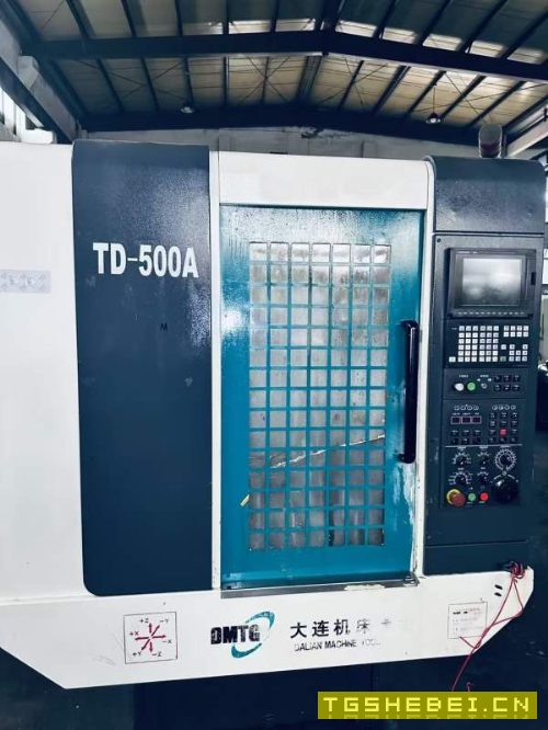 新到大连T500钻攻机一台产于2015年,16刀,170四轴带.