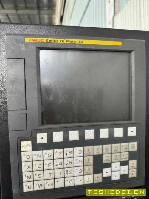 沈阳50186数控车床，回转直径500mm，加工长度1860mm，.