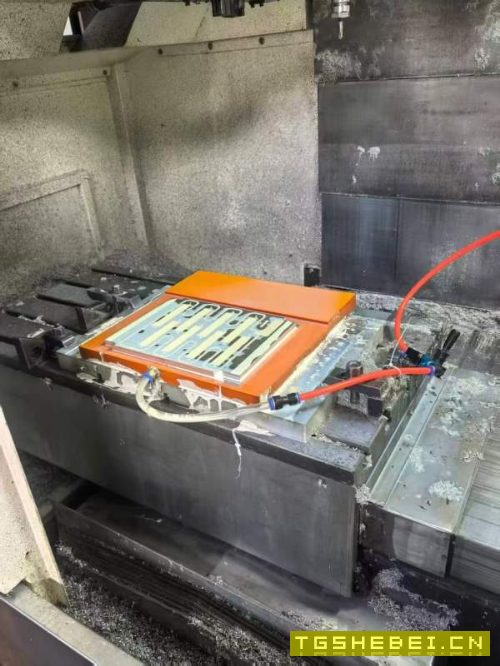 京元850模具机，三轴线轨，BT40