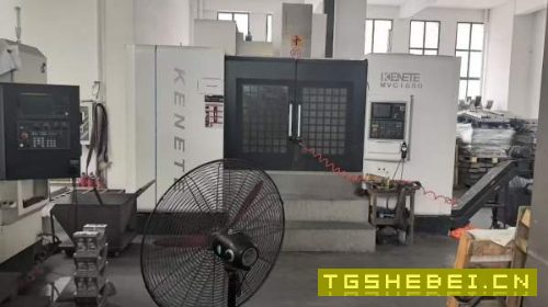 买下一台2023年克纳特1680加工中心在位出售,三菱M80.