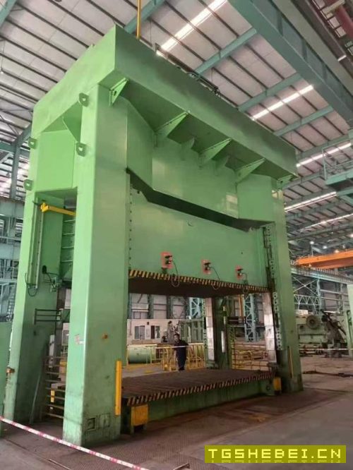 新机安装未用，在位出售，台湾迪斯模具研磨机，工业台.