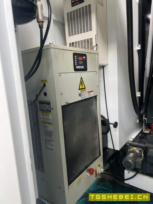 巨高800单工位卧加三轴滚柱线轨工作台800/800,主轴BT.