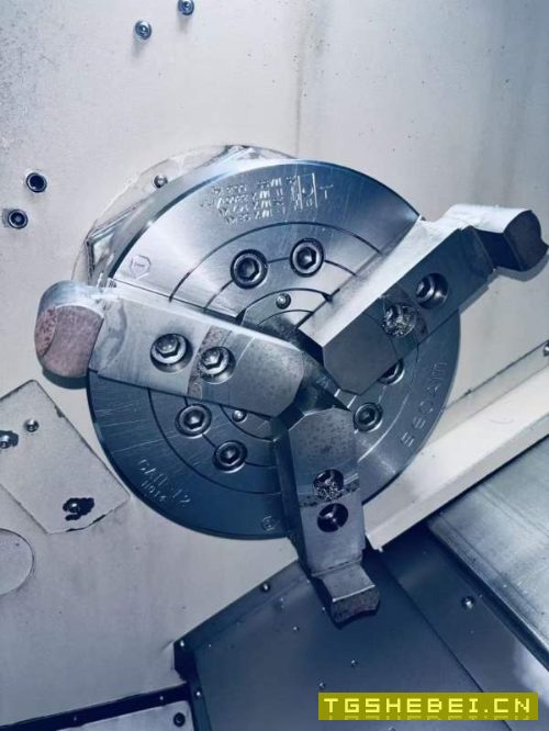 韩国斗山PUMA3050斜轨刀塔机,发那科系统,回转直径63.