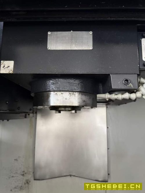 韩国斗山DNM5705立式加工中心三轴线轨,BT40主轴转速8.