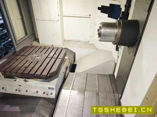 基本全新安装少用沈阳HMC-80Q单台卧式加工中心,三轴.
