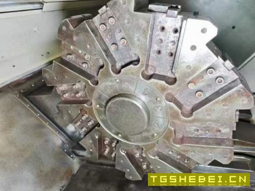 台中V36,台中精机硬车神器,主轴带齿轮箱,导轨雪亮.