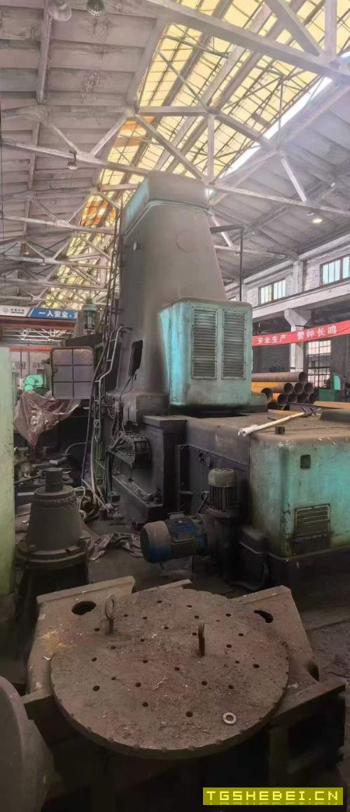 出售：苏联滚齿机，3.2米滚齿机，加工直径4米，36模，.
