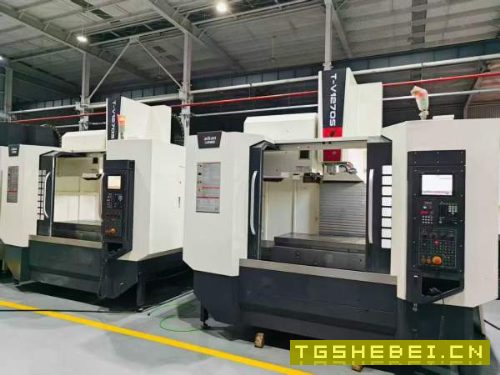 到货三台2023年11月台群T-V1270S加工中心,三菱M80系.