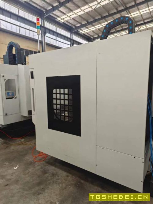 台湾省俊育2015年产T5钻攻机，16把刀库，主轴20000转.