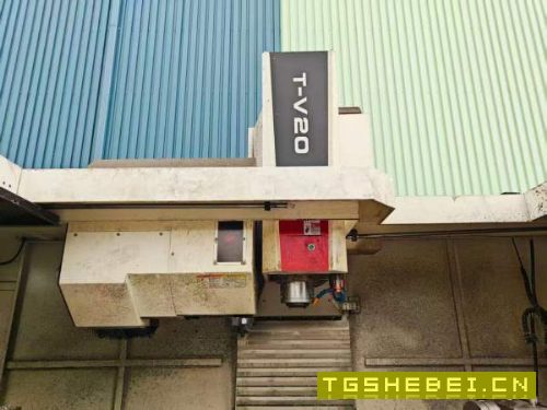 同款3台准的新台群精机2米立加，TV20立式加工中心四轴.