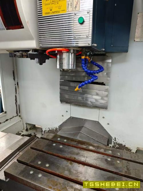 台湾省俊育V6加工中心，三菱M70系统，高速直联主轴，.