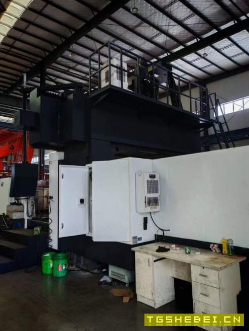 2024年重型台功4228龙门加工中心一台，两线一硬，BT50.
