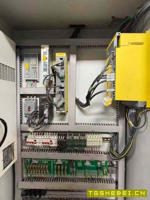 乔鸿850加工中心，2020年出厂，法纳克MF系统，BT40主.