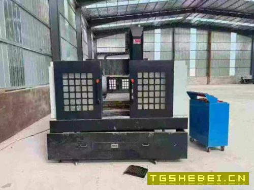 刚刚买下工厂在位恒裕1912龙门雕铣机一台,新代系统,.