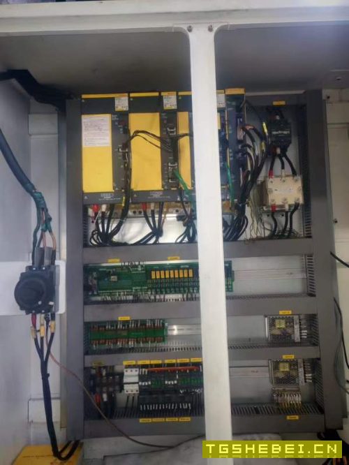 2024年重型台功4228龙门加工中心一台,两线一硬,BT50.