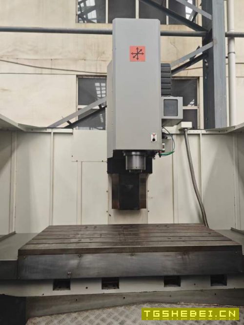 刚刚买下同款4台广东佛威1580数控铣、两线一硬导轨,.