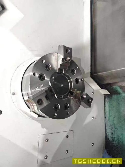 刚刚拿下一台9.9成新2025年斗山迪恩LYNX305数控车床、.