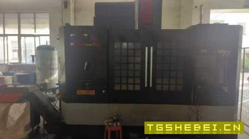 工厂在位一台1370，台正机身、买机器送空压机工厂在位.