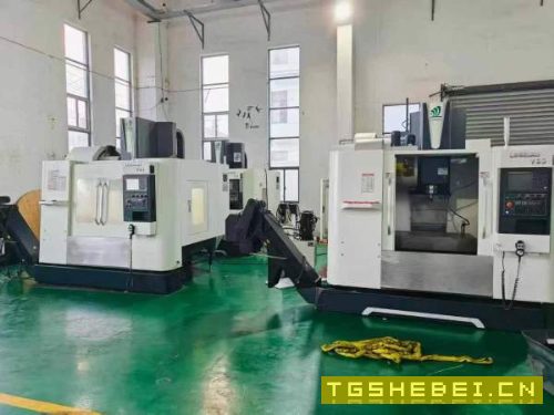 台正光机同款五台2022年苏州力冈855加工中心，其中四.