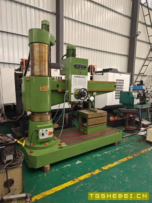 全新未用中捷50摇臂钻，低价出售