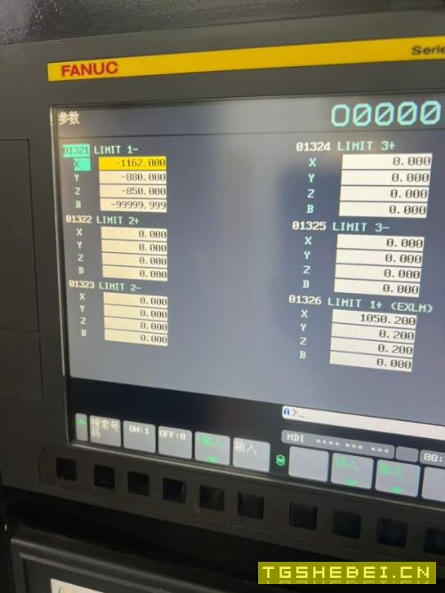 巨高800单工位卧加三轴滚柱线轨工作台800/800,主轴BT.