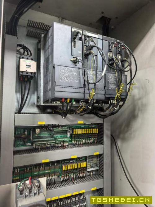 深圳盟机智能1370立加两线一硬光机Y轴四导轨三菱M80A.