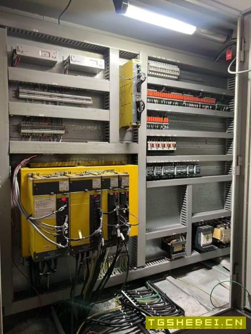 2018年12月海天4028龙门加工中心