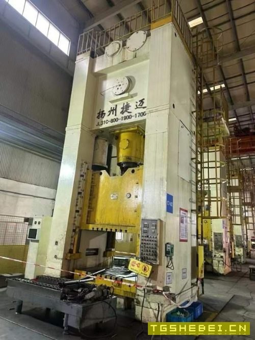 1台800,4台630需要的朋友在联系我,库房提货800吨一.