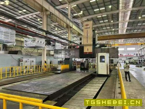 武汉重型机床集团有限公司数控定梁龙门镗铣床型号XKG2.