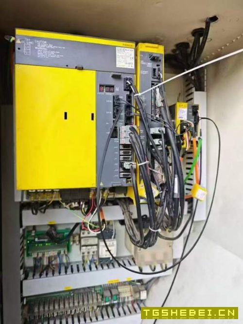 同款4台,工厂在位佳速精机1060重型加工中心,龙门式.