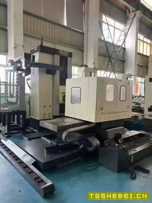 台湾远东数控镗铣床BMC-110R1主轴110-BT50齿轮箱工作.