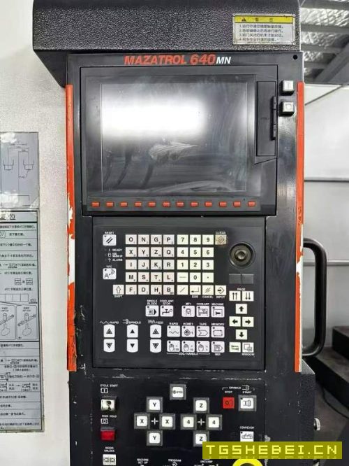 马扎克立式加工中心VTC-200BN行程:1120510510mm工作台.