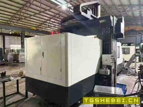 台湾高明龙门机型：KCM-2000SV-P三硬轨法兰克0i-MF系.