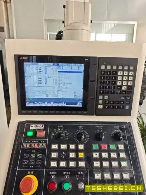 2022年宁波其锐达850四轴加工中心（三轴滚柱线轨，BT4.