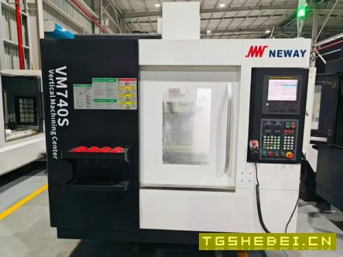 同款四台精品苏州一线品牌纽威740加工中心，2021年，.