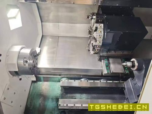 刚刚拿下一台9.9成新2025年斗山迪恩LYNX305数控车床、.