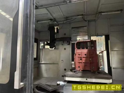 2台昆机kiMiB-2数控卧式铣镗床加工中心，法那科MD系统.