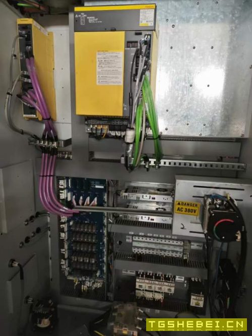 2022年程泰2000le数控斜轨车,8寸卡盘,10工位刀塔,.