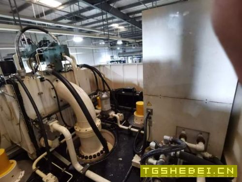 800T数控伺服液压机，快下500mm，