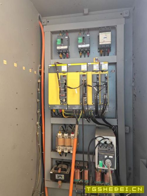 美国原装进口辛辛那提630双台卧加，正T型床身，镶钢导.