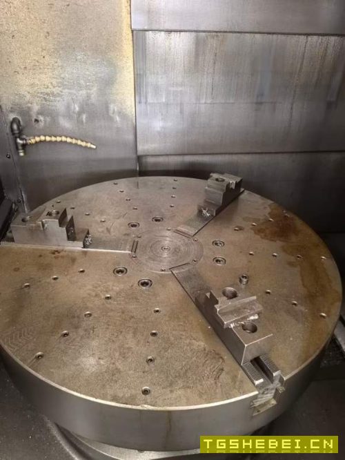 刚刚买下工厂在位，鬼子国原装进口大畏100R立车，带铣.